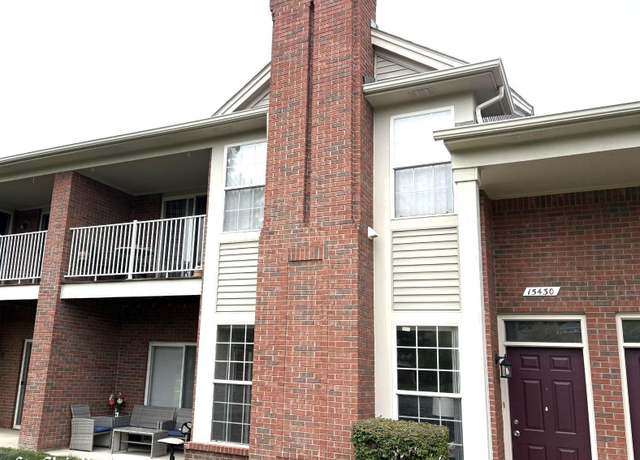 Property at 15430 Cornell Dr, Clinton Township, MI 48038, 2 beds, 2 baths