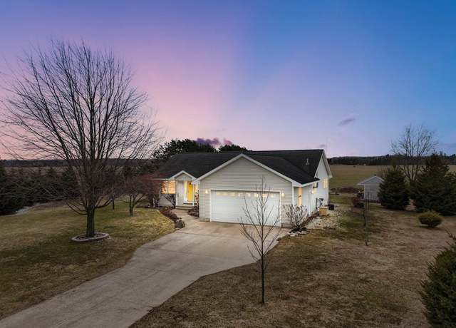 Property at 5250 S North Country Dr, Lake City, MI 49651, 3 beds, 2 baths