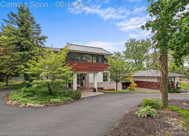 Property at 1985 Lone Pine Rd, Bloomfield Hills, MI 48302, 5 beds, 3.5 baths