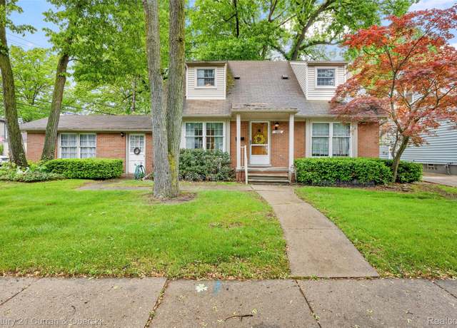 Property at 3530 N Detroit St, Dearborn, MI 48124, 3 beds, 1.5 baths