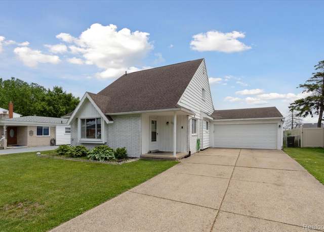 Property at 35728 Dunston Dr, Sterling Heights, MI 48310, 4 beds, 2 baths