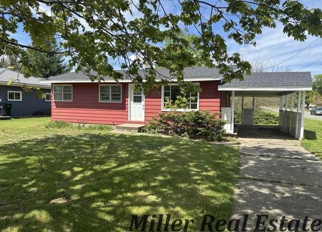 Property at 524 N Congress St, Hastings, MI 49058, 3 beds, 1 bath