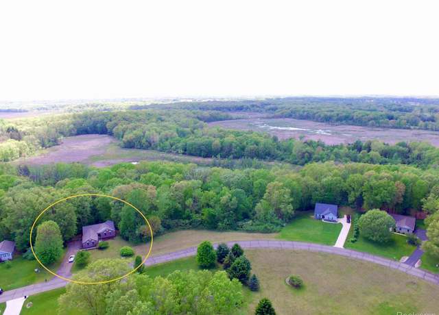 Property at 21808 Celestial Cir, Pinckney, MI 48169, 4 beds, 3 baths