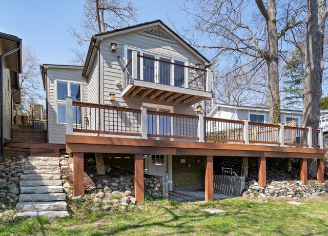Property at 561 Bellevue Ave, Lake Orion, MI 48362, 3 beds, 2 baths