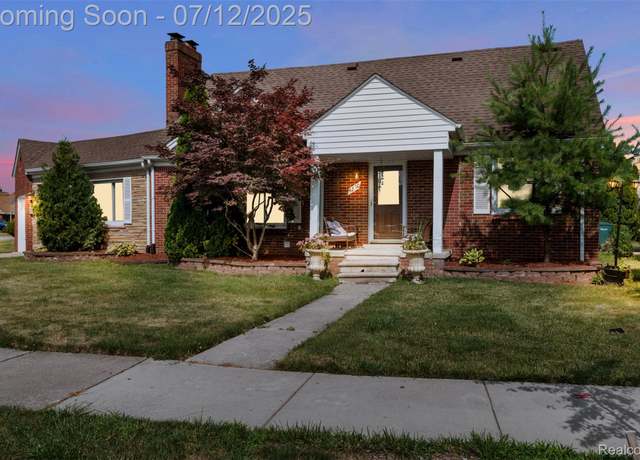 Property at 4250 Seymour St, Dearborn, MI 48126, 3 beds, 3 baths