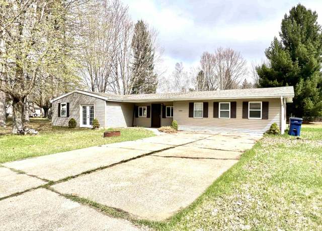 Property at 4784 1st St, Barryton, MI 49305, 3 beds, 1.5 baths