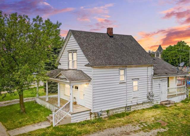 Property at 19 Stanton St, Oxford, MI 48371, 3 beds, 2 baths