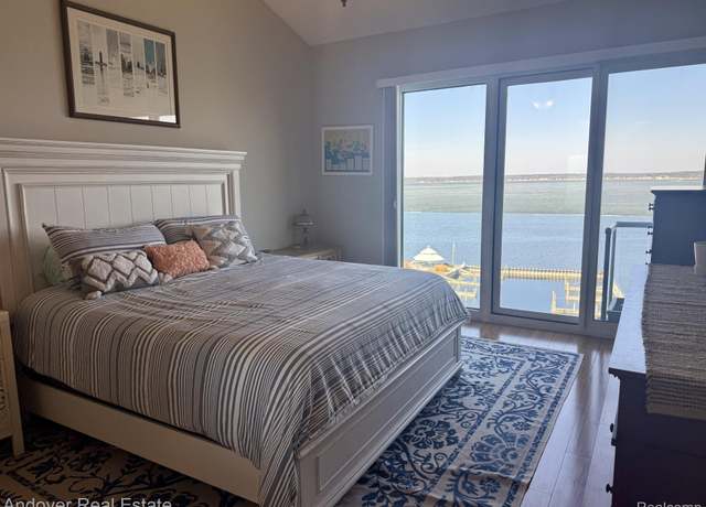 Property at 2964 Lakeshore Dr Unit E701, Muskegon, MI 49441, 2 beds, 2 baths