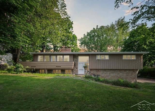 Property at 4810 Ironwood St, Saginaw, MI 48638, 4 beds, 2 baths