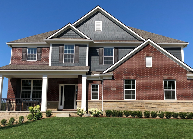 Property at 22864 Martin Rd, South Lyon, MI 48178, 5 beds, 4.5 baths