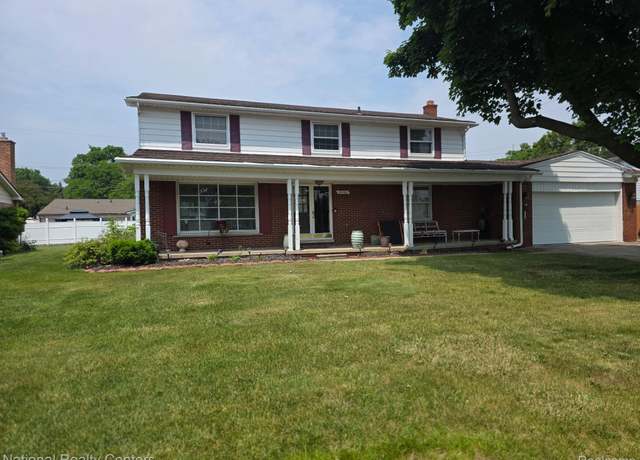 Property at 16960 Pennsylvania St, Southfield, MI 48075, 4 beds, 2.5 baths