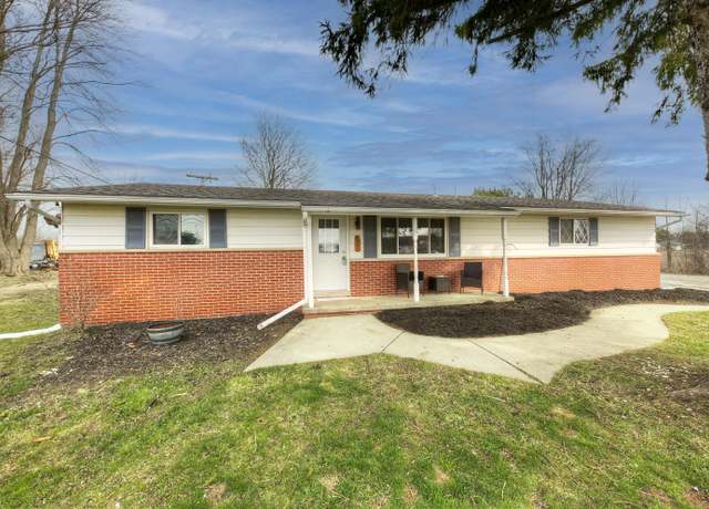 Property at 8550 Gratiot Ave, Columbus, MI 48063, 2 beds, 1 bath