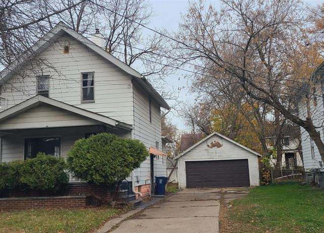 Property at 1813 Magnolia Ave, Flint, MI 48503, 3 beds, 1.5 baths