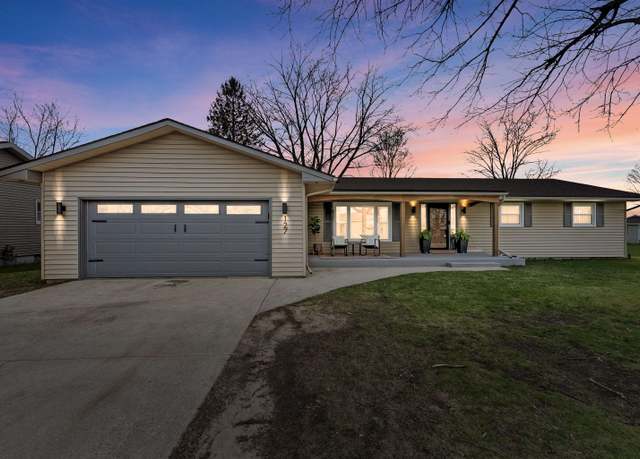 Property at 127 George St, Cadillac, MI 49601, 5 beds, 3.5 baths