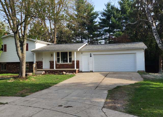 Property at 814 Murphy Ct, Linden, MI 48451, 3 beds, 2 baths