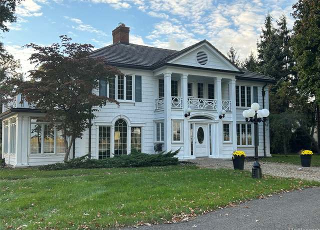 Property at 25490 East River Rd, Grosse Ile, MI 48138, 5 beds, 4 baths
