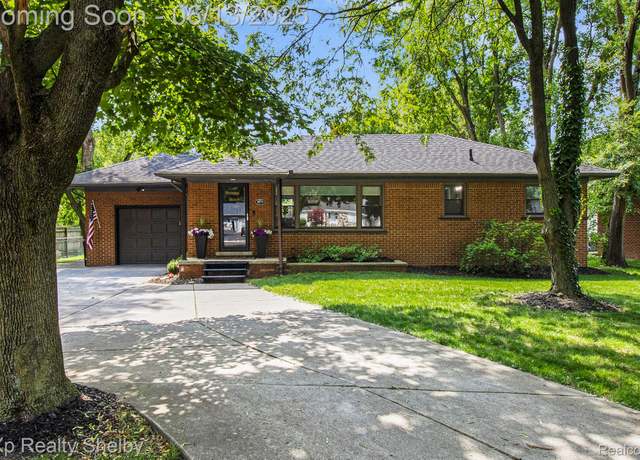 Property at 8873 S Main St, Plymouth, MI 48170, 3 beds, 2 baths