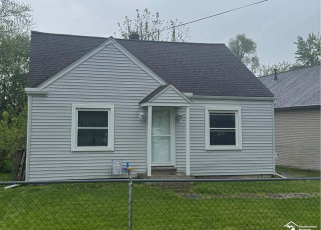 Property at 1816 Birchcrest Rd, Waterford, MI 48328, 2 beds, 1 bath