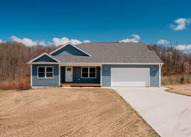 Property at 874 Coyote Ln, Traverse City, MI 49696, 3 beds, 2 baths