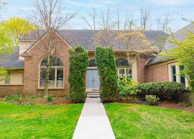 Property at 4599 Ravine Dr, Bloomfield Hills, MI 48301, 4 beds, 4 baths