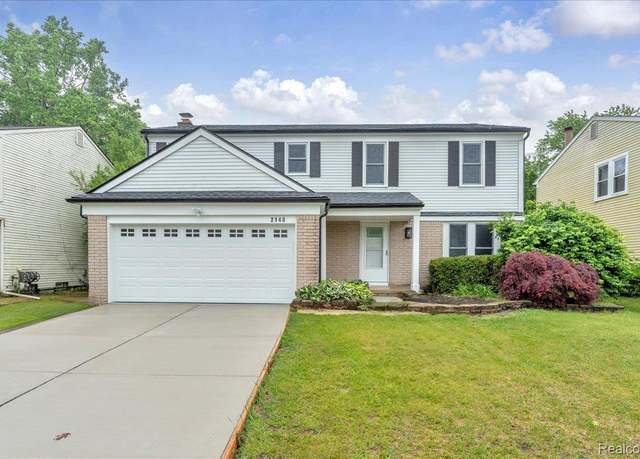 Property at 2148 E Roundtable Dr, Canton, MI 48188, 4 beds, 2.5 baths
