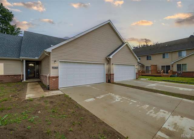 Property at 24790 Ashley Ct, Redford, MI 48239, 3 beds, 2.5 baths