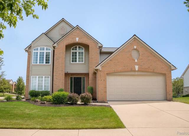 Property at 6020 Majestic Oaks Dr, Commerce Twp, MI 48382, 4 beds, 3.5 baths