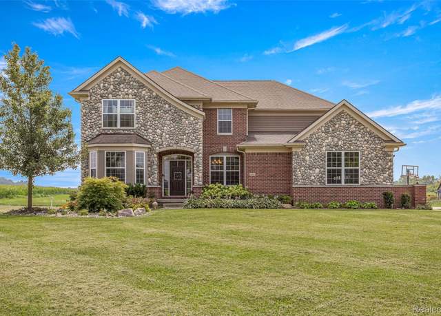 Property at 4080 Five Mile Rd, Ann Arbor, MI 48105, 4 beds, 3.5 baths