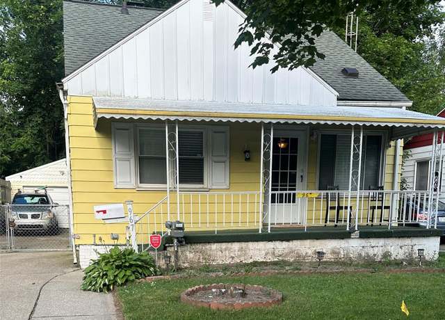 Property at 967 Hubbard Ave, Flint, MI 48503, 3 beds, 2 baths