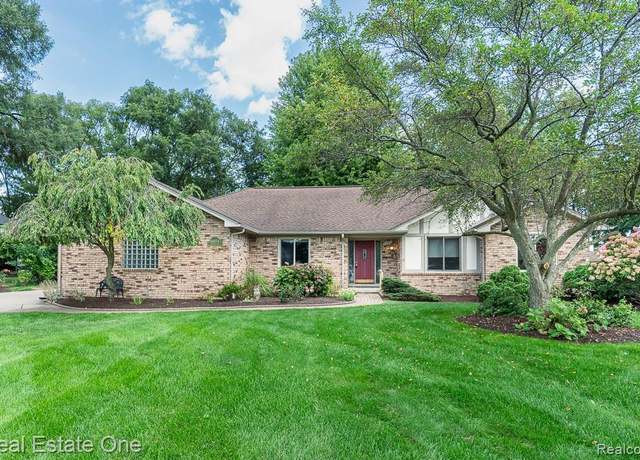 Property at 46974 Kramer Dr, Shelby Charter Township, MI 48315, 3 beds, 3 baths
