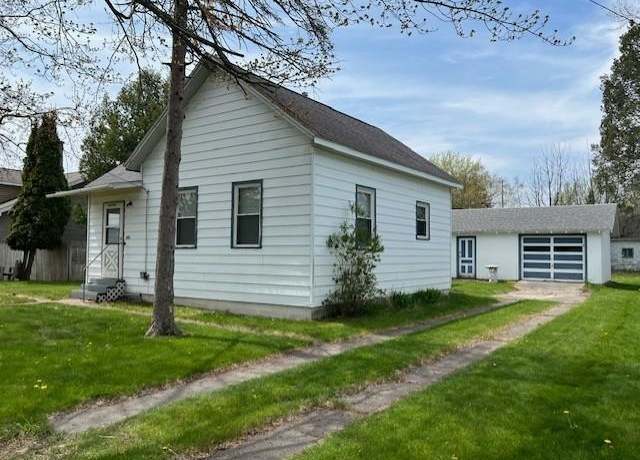 Property at 205 Evans St, East Tawas, MI 48730, 2 beds, 2 baths