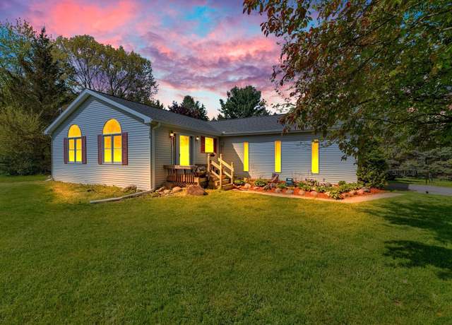 Property at 144 Westshore Dr, Jerome, MI 49249, 3 beds, 2 baths