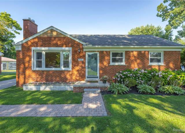 Property at 9082 Ball St, Plymouth, MI 48170, 3 beds, 2 baths