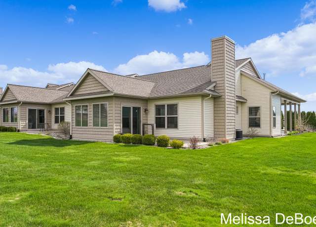 Property at 1284 St Andrews Dr #44, Holland, MI 49423, 3 beds, 2 baths