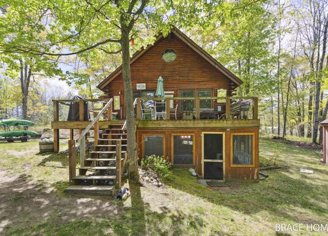 Property at 4553 S Paradise Rd, Merritt, MI 49667, 3 beds, 1.5 baths