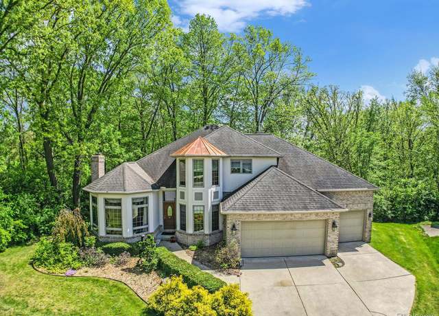Property at 1506 Golfside Ct, Flushing, MI 48433, 4 beds, 3.5 baths