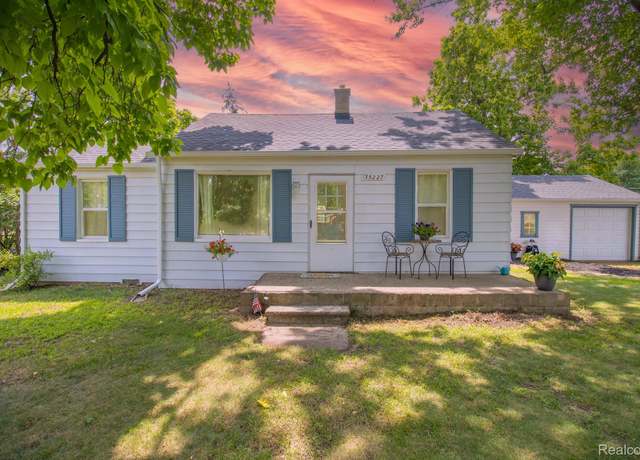 Property at 35227 John Hauk St St, Westland, MI 48185, 2 beds, 1 bath