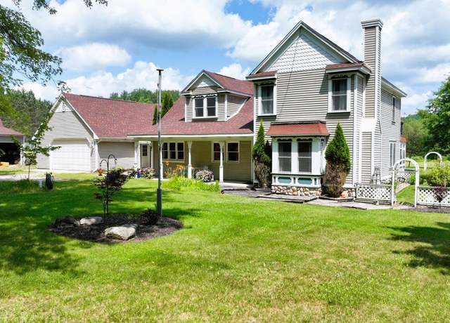 Property at 3733 N Hoover Ave, Gladwin, MI 48624, 4 beds, 2 baths