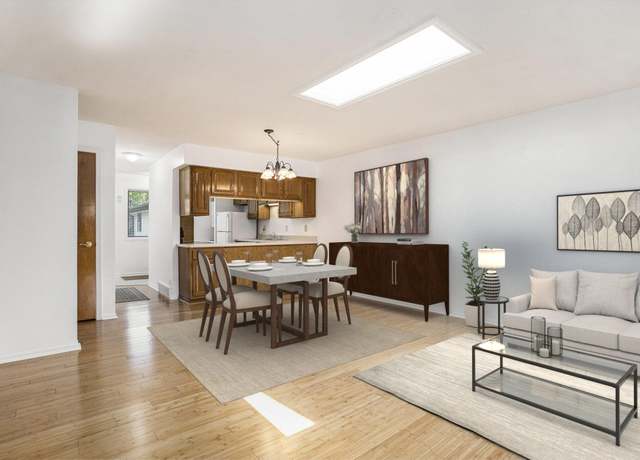 Property at 5160 Green Meadow Rd, Kalamazoo, MI 49009, 2 beds, 1.5 baths