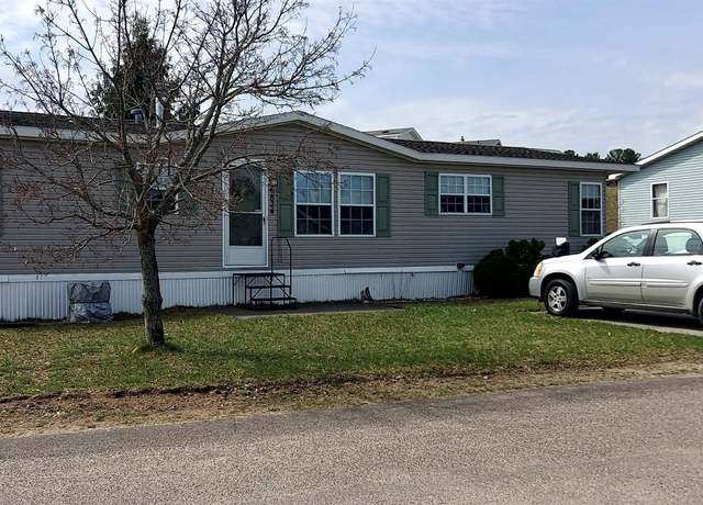 Property at 6824 Cherrywood Dr, Kingsley, MI 49649, 3 beds, 2 baths
