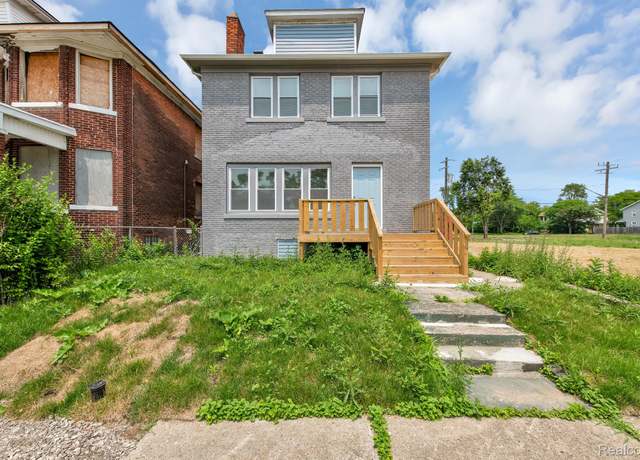Property at 2916 Gladstone St, Detroit, MI 48206, 3 beds, 1.5 baths