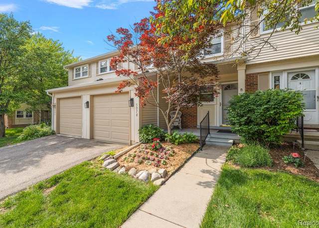Property at 5078 Buckingham Pl, Troy, MI 48098, 3 beds, 2.5 baths