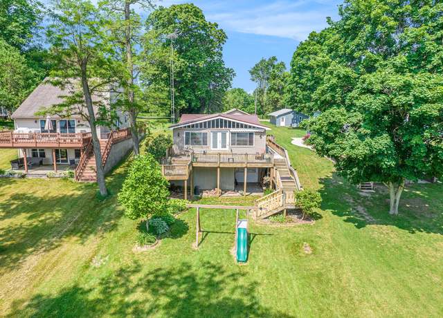 Property at 2759 Hemlock Rd, Quincy, MI 49082, 3 beds, 2 baths