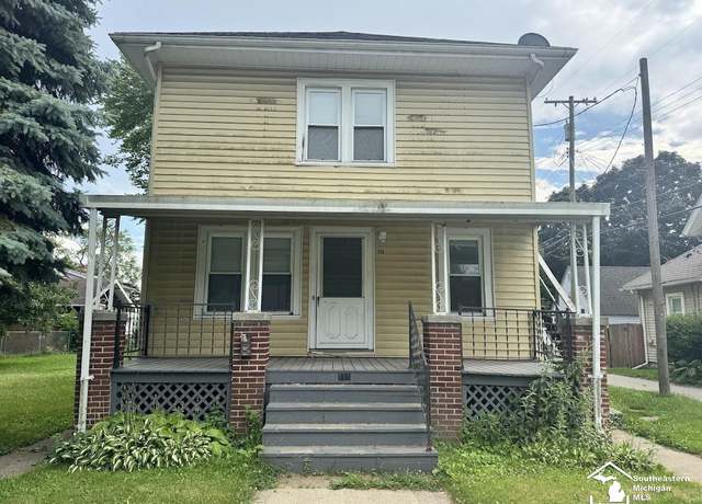 Property at 111 W Seventh St, Monroe, MI 48161, 4 beds, 3 baths