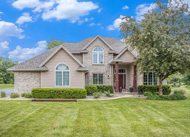 Property at 245 Minges Hills Dr, Battle Creek, MI 49015, 4 beds, 3.5 baths