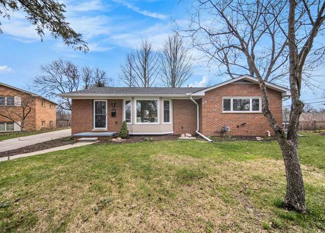 Property at 2002 Brampton Ct, Ann Arbor, MI 48103, 3 beds, 1.5 baths