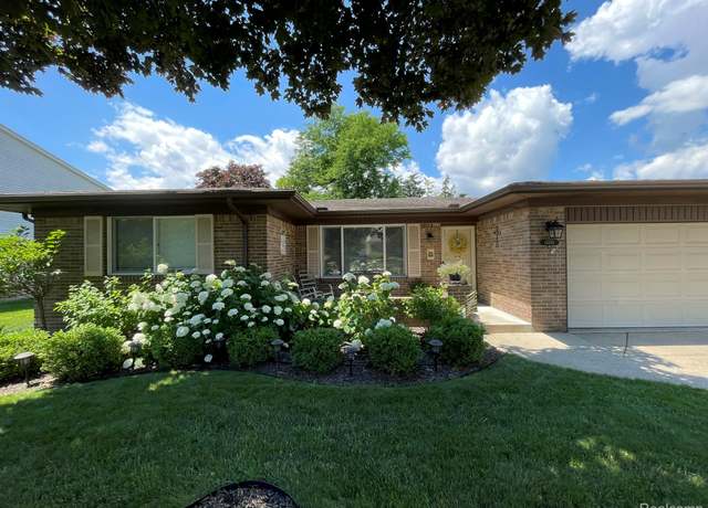 Property at 14548 Four Lakes Dr, Sterling Heights, MI 48313, 3 beds, 2.5 baths