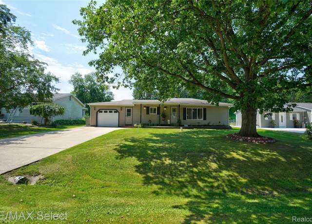 Property at 1520 Mackinaw Dr, Davison, MI 48423, 3 beds, 1 bath