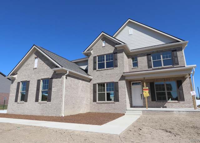 Property at 11919 Moore Ln, Washington Township, MI 48094, 4 beds, 3.5 baths