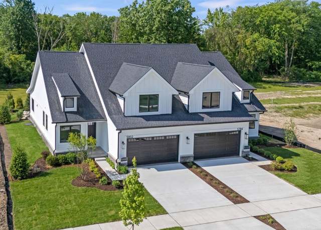 Property at 5856 Heights Dr, Sterling Heights, MI 48314, 3 beds, 3.5 baths